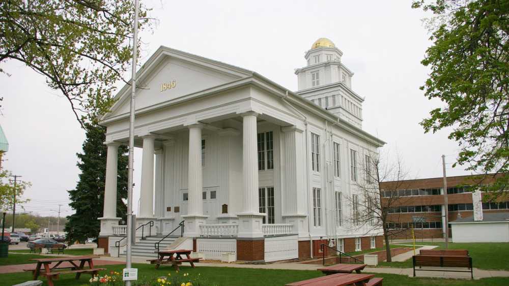 Lapeer County Courthouse